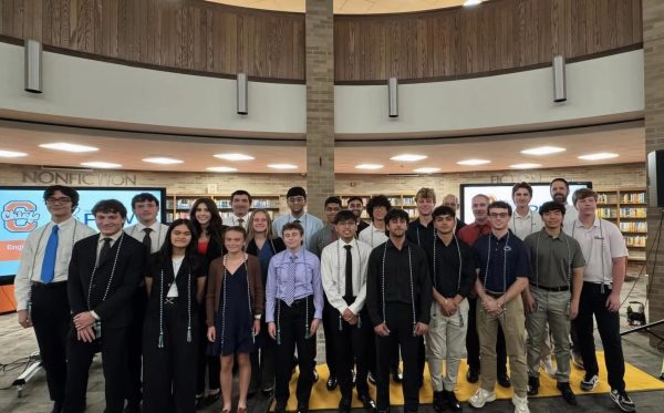 Inductees of PLTW with their advisers and Cherokee administrators - credit @Always_a_Chief